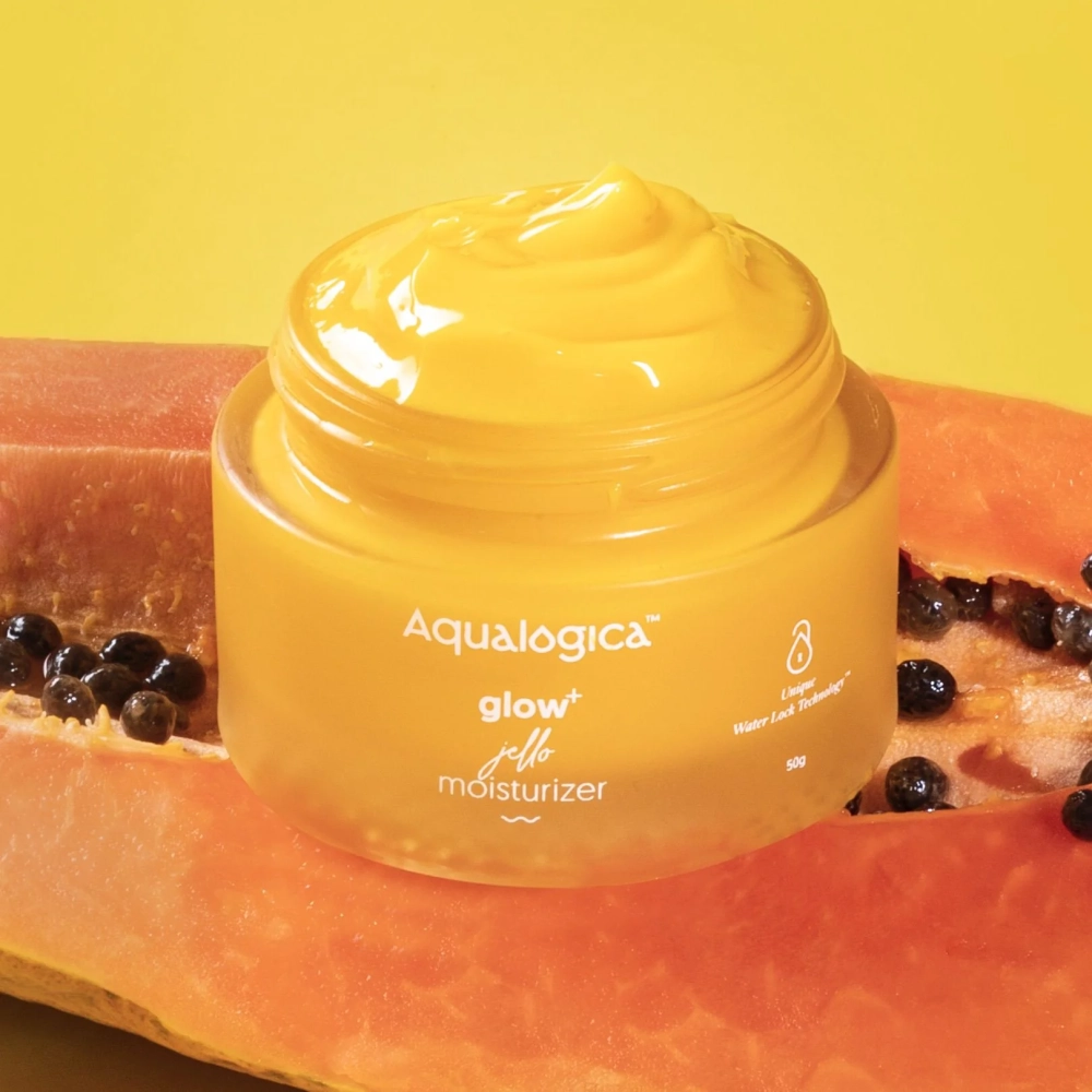 Aqualogica Glow+ Jello Moisturiser with Vitamin C & Papaya for Illuminating Moisturization, Non Sticky & Skin Hydration for Men & Women - For Normal, Dry & Combination Skin -50g