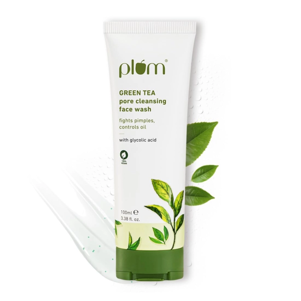 Plum Green Tea Pore Cleansing Face Wash For Oily, Acne-prone Skin With Glycolic Acid , Controls Excess Oil - 100ml
